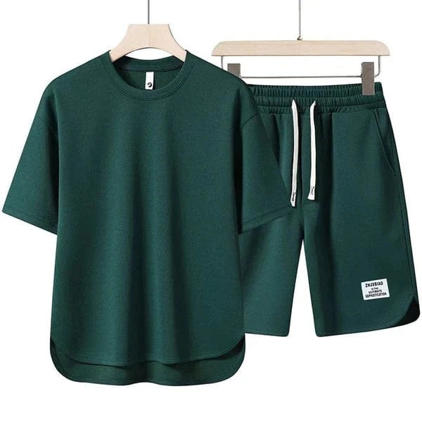 Ultrakomfortabelt og åndbart sæt med T-shirt og shorts